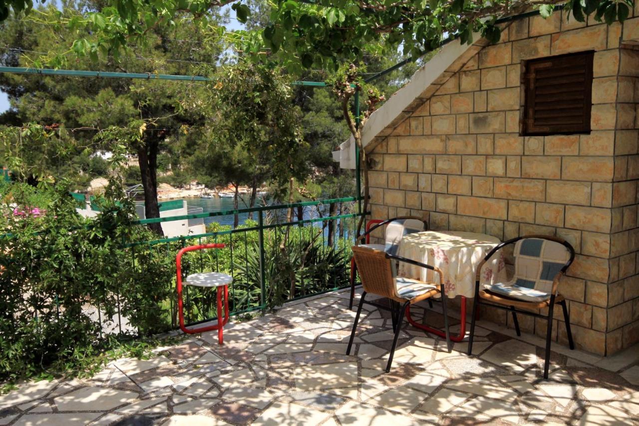 Apartments By The Sea Basina, Hvar - 542 Vrbanj Exterior photo